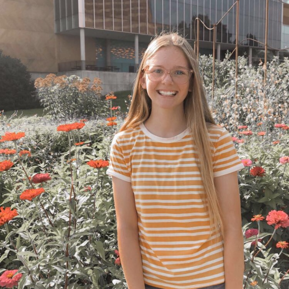 Meet your Posher, Addie